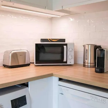Apartmán L'Oasis Urbain, Proche Gare, Parking Prive, 6-8 Px