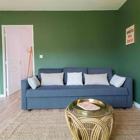 Apartmán L'Oasis Urbain, Proche Gare, Parking Prive, 6-8 Px