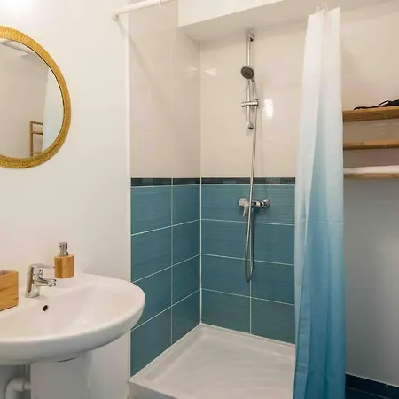 Apartamento L'Oasis Urbain, Location T4 cosy, 6/8 pers, gare SNCF à 2 pas, + parking privé